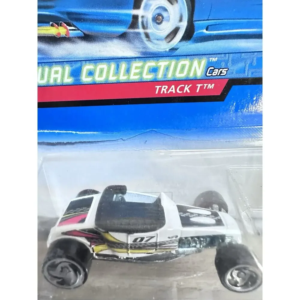 Hot Wheels 2000 127 diecast Virtual Collection Mattel Wheels New H30